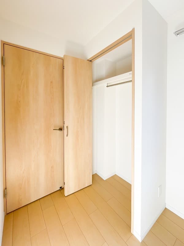 Rental House in Nakano, Tokyo — G.T.A. Nakanosaka-ue 403 – ခေတ်မီ 2LDK | 42.69㎡ | Nakano Shimbashi ဘူတာမှ ခြေကျင်း 3 မိနစ်