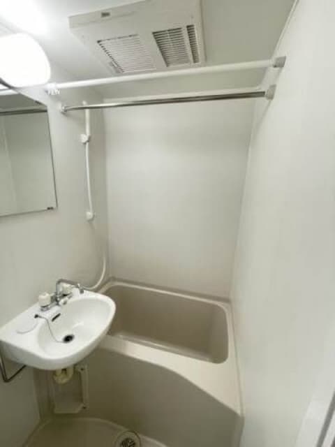 Rental House in Koto, Tokyo — Shanteamour Kameido 303 — photo 4